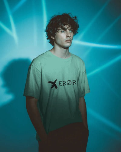 EROR SIGNATURE OVERSIZED WHITE T-SHIRT